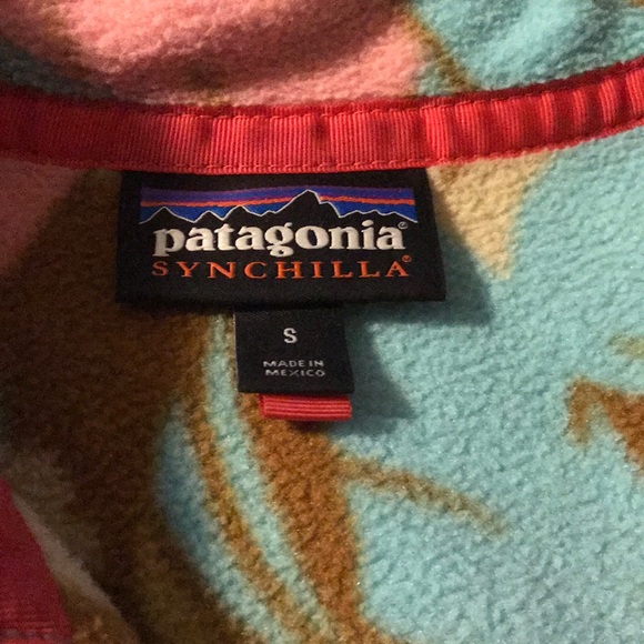 Patagonia pull over// small - Picture 2 of 4